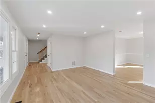 65 Village Hill Ln, North Kingstown, RI 02852 - Photo 7