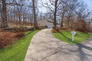 65 Village Hill Ln, North Kingstown, RI 02852 - Photo 3