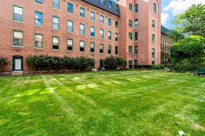 300 Front Street #105, Pawtucket, RI 02860 - Photo 7