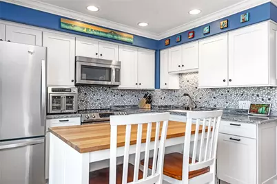 10 Pier Market Place #10, Narragansett, RI 02882 - Photo 11