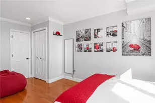 10 Pier Market Pl, Narragansett, RI 02882 - Photo 17