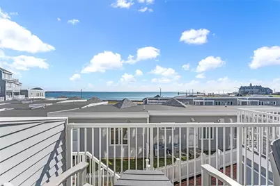 10 Pier Market Place #10, Narragansett, RI 02882 - Photo 5