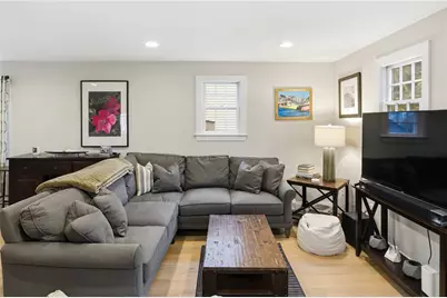 72 Seascape Avenue, Middletown, RI 02842 - Photo 19