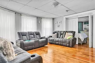 64 Pleasant St, Providence, RI 02906 - Photo 5