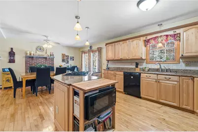 11 Fox Court, South Kingstown, RI 02879 - Photo 7