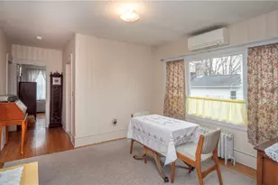 18 Ledyard St, Newport, RI 02840 - Photo 17