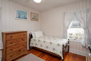 18 Ledyard St, Newport, RI 02840 - Photo 29