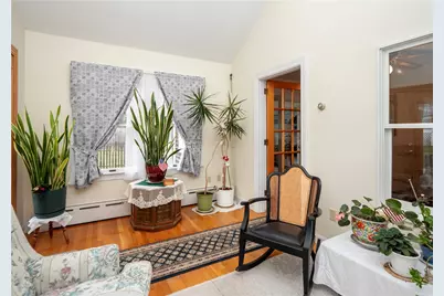 18 Ledyard Street, Newport, RI 02840 - Photo 9