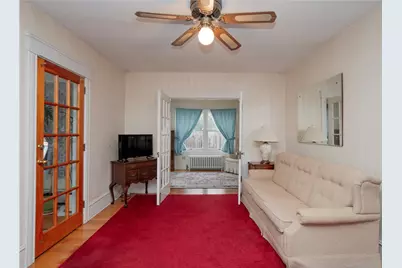 18 Ledyard Street, Newport, RI 02840 - Photo 13