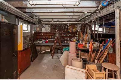 18 Ledyard Street, Newport, RI 02840 - Photo 35