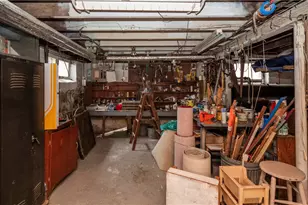 18 Ledyard St, Newport, RI 02840 - Photo 35