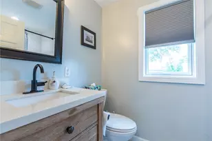 2 Bristol Rd, Narragansett, RI 02882 - Photo 21