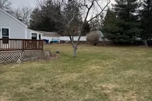 45 Sawyer Ave, Warwick, RI 02886 - Photo 3