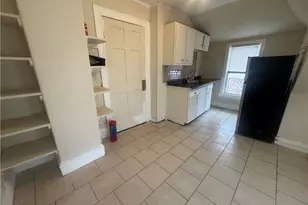 25 Wesleyan Ave, Providence, RI 02907 - Photo 5