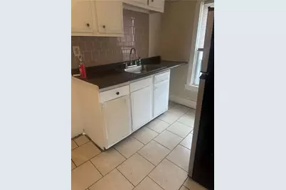 25 Wesleyan Avenue, Providence, RI 02907 - Photo 3