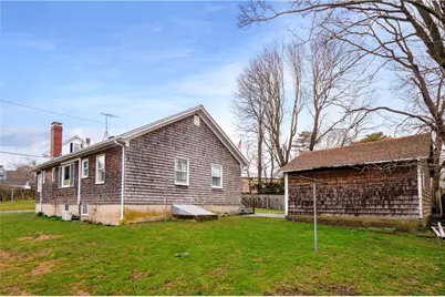 18 Ledyard Street, Newport, RI 02840 - Photo 5