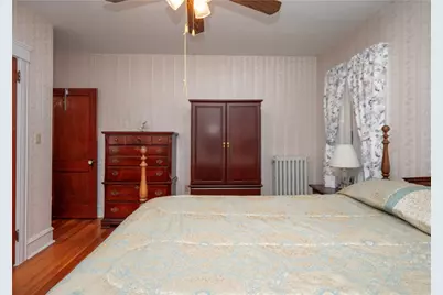 18 Ledyard Street, Newport, RI 02840 - Photo 27