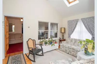 18 Ledyard Street, Newport, RI 02840 - Photo 7