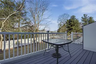 1 Willow Glen Cir, Warwick, RI 02889 - Photo 9