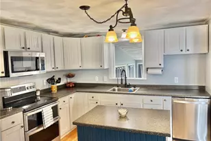 33 Rose Hill Dr, Cranston, RI 02920 - Photo 5