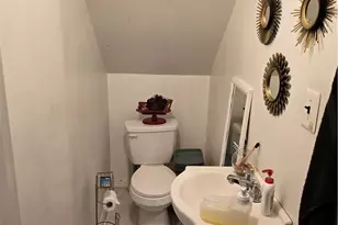 20 Pennsylvania Ave, Providence, RI 02905 - Photo 13