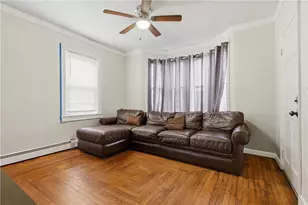 35 Gifford St, Providence, RI 02909 - Photo 7