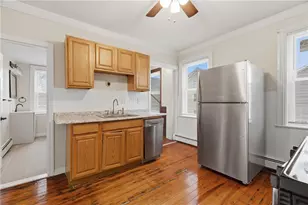 35 Gifford St, Providence, RI 02909 - Photo 19