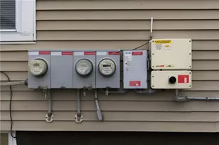 35 Gifford St, Providence, RI 02909 - Photo 33