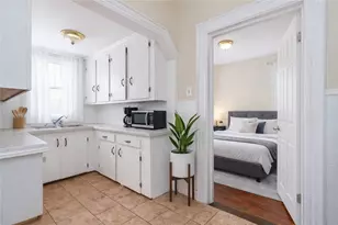 2 Bernon St, Providence, RI 02908 - Photo 35