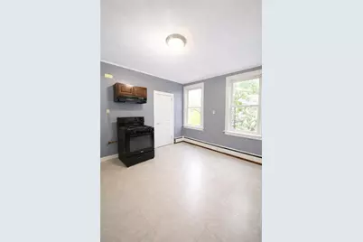 2 Bernon Street, Providence, RI 02908 - Photo 25
