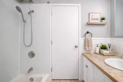 2 Bernon Street, Providence, RI 02908 - Photo 21