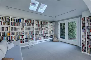 37 Barnes St, Providence, RI 02906 - Photo 37