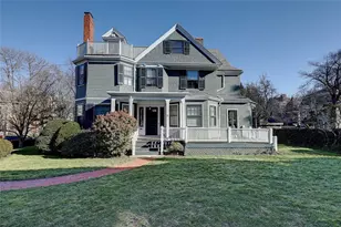 37 Barnes St, Providence, RI 02906 - Photo 1