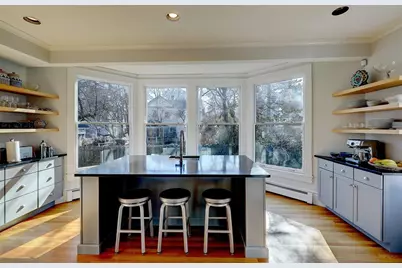 37 Barnes Street, Providence, RI 02906 - Photo 15