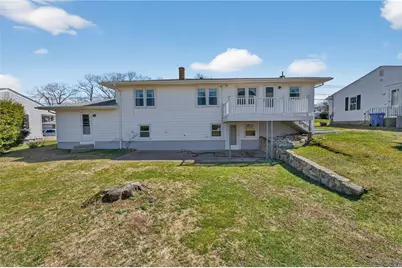 27 Wenscott Lane, North Providence, RI 02904 - Photo 5