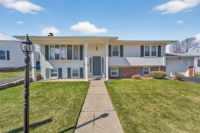 27 Wenscott Lane, North Providence, RI 02904 - Photo 3