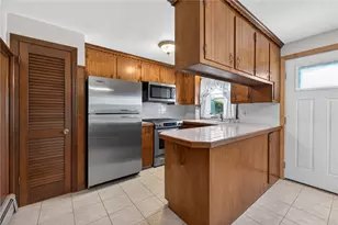 27 Wenscott Ln, North Providence, RI 02904 - Photo 17