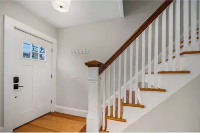 422 Wayland Avenue, Providence, RI 02906 - Photo 5