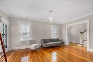 422 Wayland Ave, Providence, RI 02906 - Photo 9