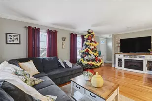 120 Appian Way, East Providence, RI 02914 - Photo 21