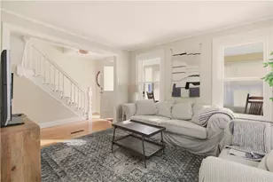 8 Carey St, Newport, RI 02840 - Photo 7