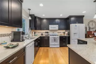 33 Abatecola Wy, Johnston, RI 02919 - Photo 13