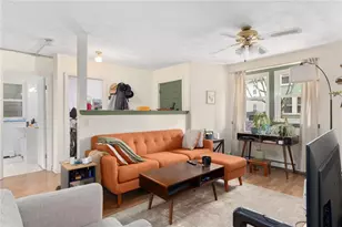 25 Kenyon St, Providence, RI 02903 - Photo 3