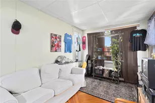 25 Kenyon St, Providence, RI 02903 - Photo 19