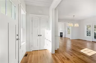 1 Knowlton Ct, Bristol, RI 02809 - Photo 5