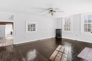 1382 Hope St, Bristol, RI 02809 - Photo 27