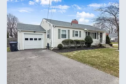 10 Brayton Avenue, East Providence, RI 02916 - Photo 1