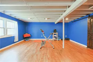 40 Forestdale Dr, Cumberland, RI 02864 - Photo 37