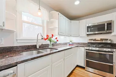 40 Forestdale Drive, Cumberland, RI 02864 - Photo 9