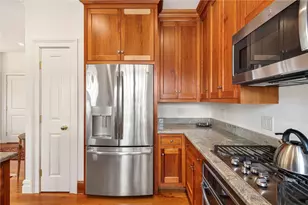 29 Prairie Ave, Newport, RI 02840 - Photo 21